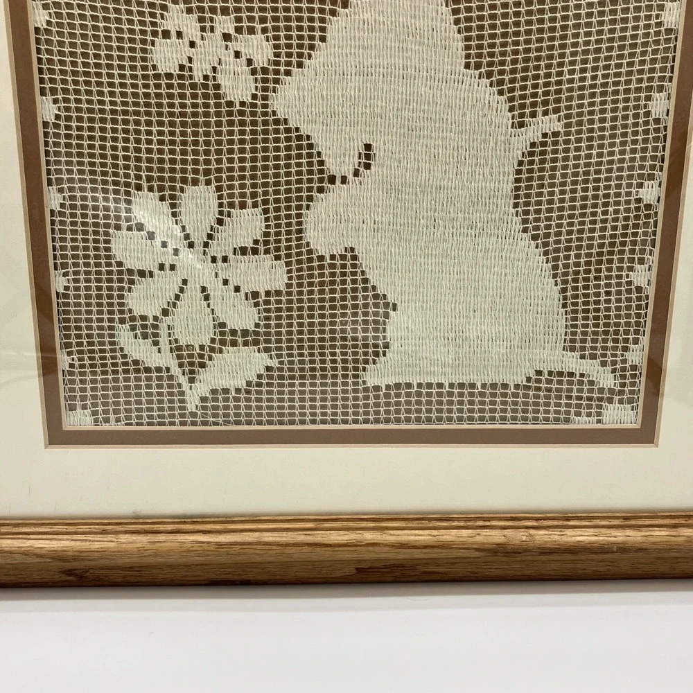 Vtg. Framed Doily‎ Scottie Dog Scottish Terrier Butterfly Flower Wall Hanging